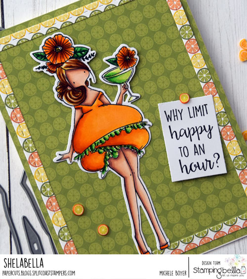 Stamping Bella Curvy Girl with a Cocktail (close-up)